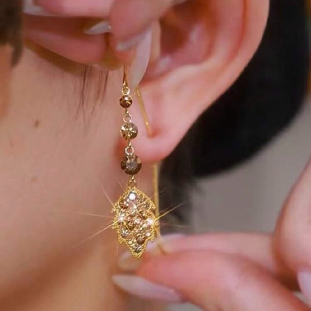 Gold Lightweight sparkle formal drop earrings